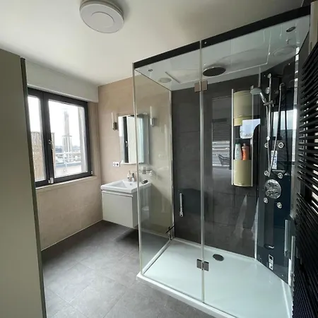 Apartmán Luxpenthouse 200m2 With Terrace Gym And Parking